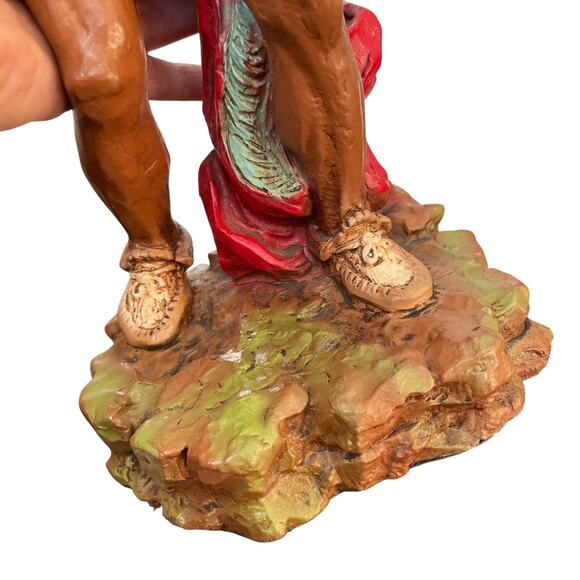Vintage Native American Warrior Statue 1976 Universal Statuary Indian Figure - Picture 7 of 13